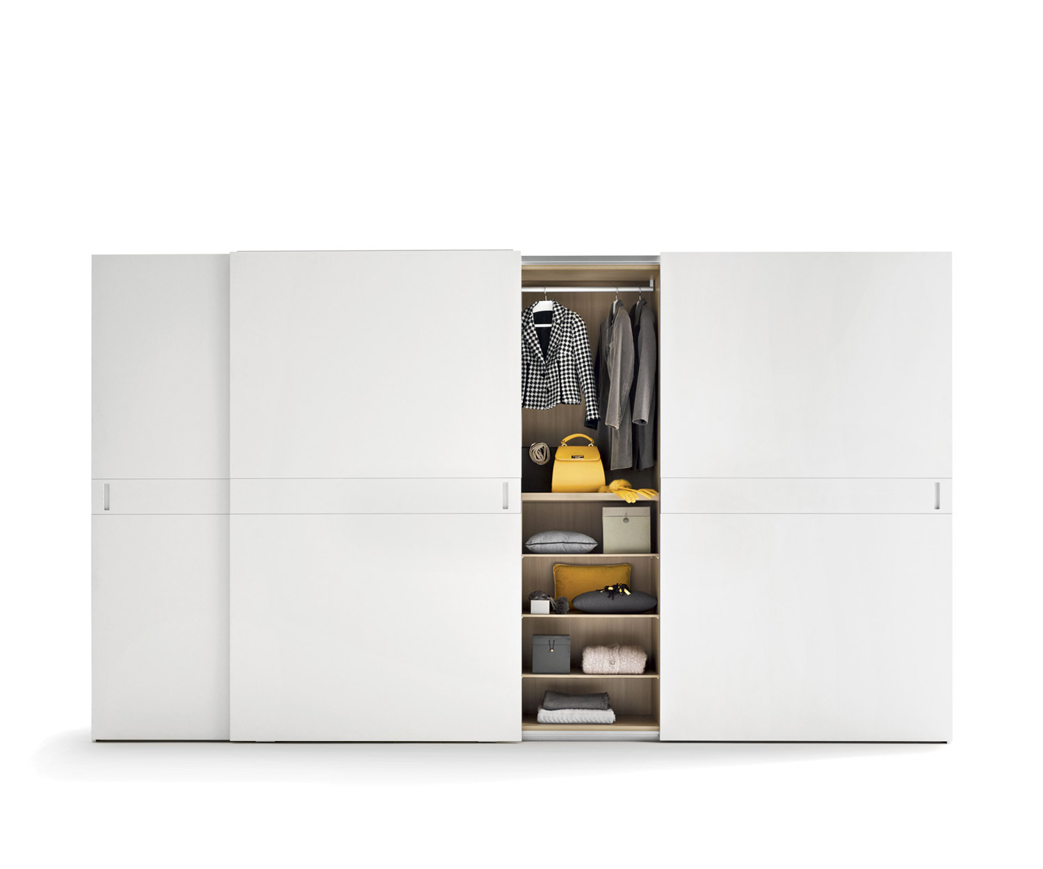 Novamobili Armadio Class ante scorrevoli aperte Foto principale Novamobili Armadio Class ante scorrevoli aperte Foto principale