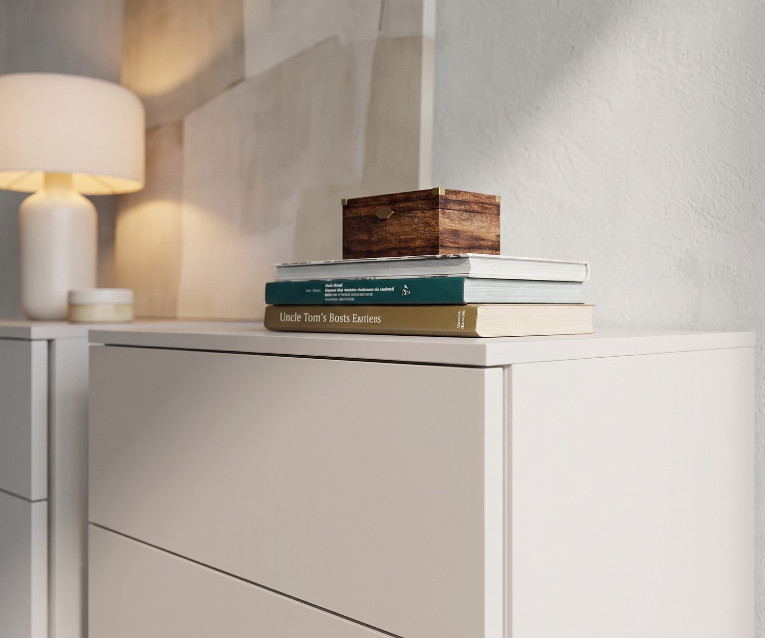 Settimanale alto Livitalia Atena per camera da letto, elegante cassettiera beige dal moderno design italiano.