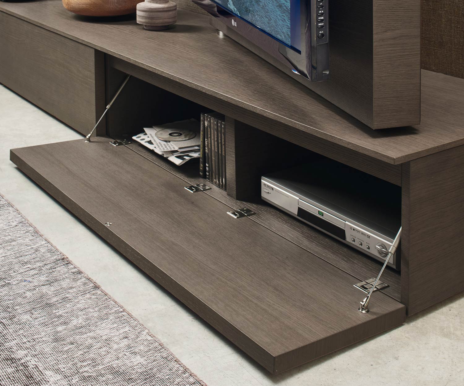 Moderno Livitalia Pensili di design C45 TV design con anta a ribalta Moderno Livitalia Pensili di design C45 TV design con anta a ribalta