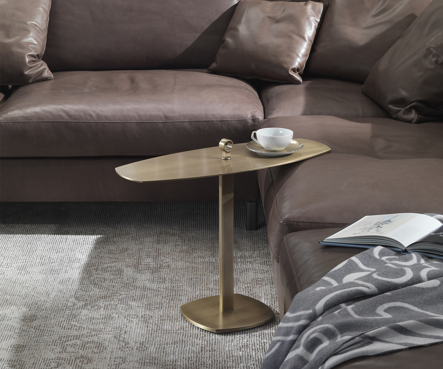 Tavolino da divano di design moderno Marelli Leaf