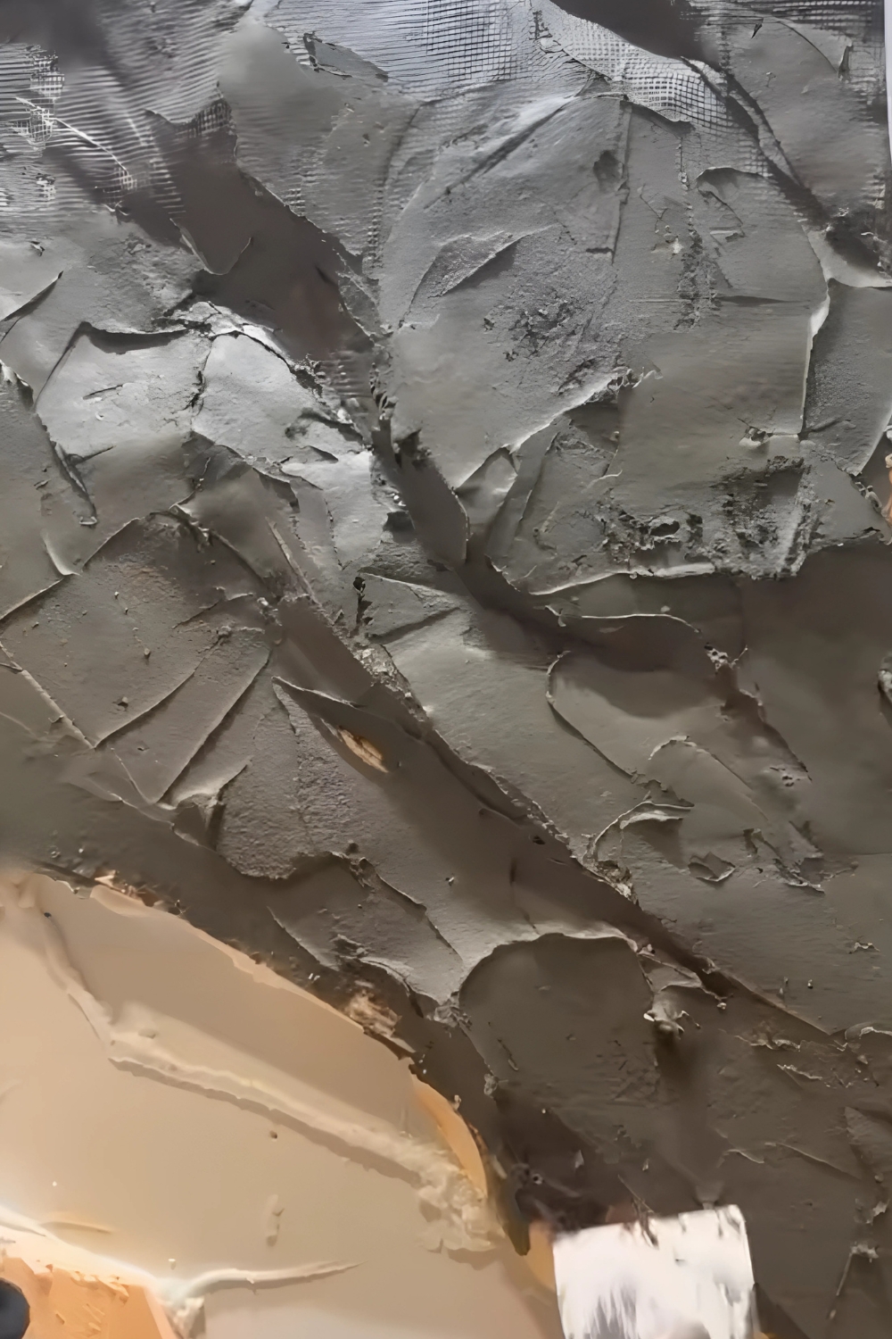 intonacare-la-parete-in-pietra