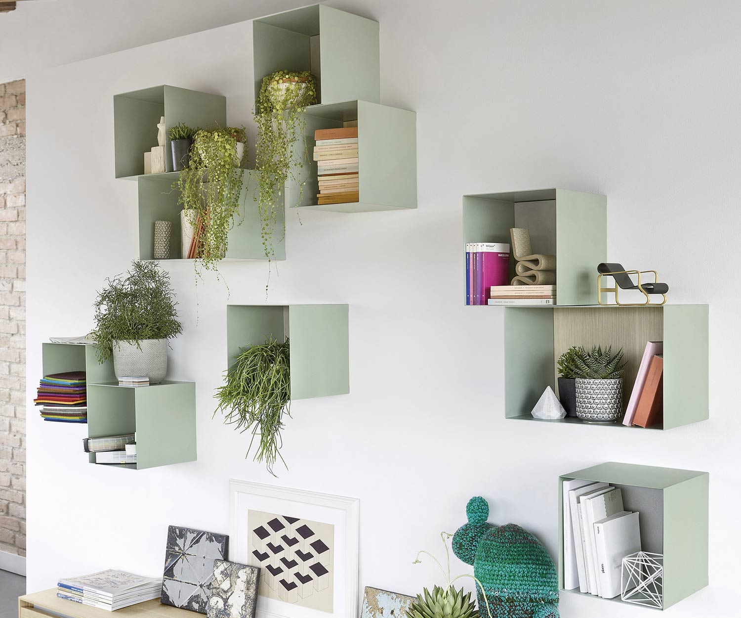 Mensola da parete di design di alta qualità in metallo appesa in verde