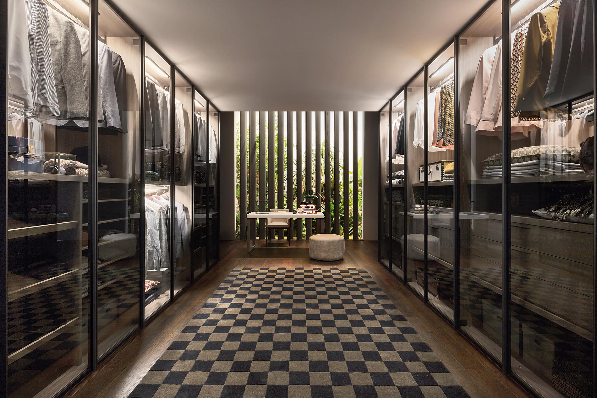 Cabina armadio con porta in vetro Cabina armadio con porta in vetro