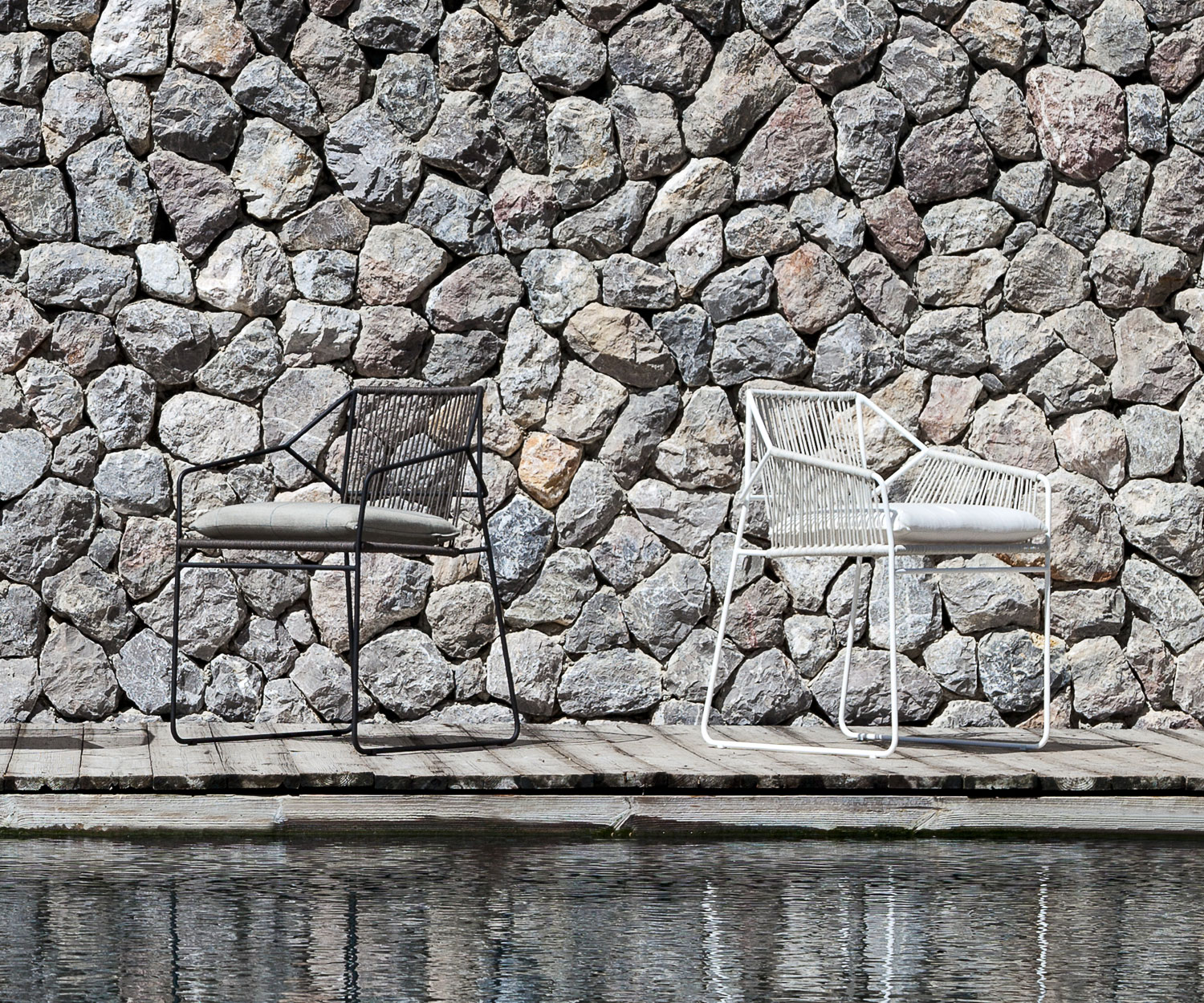 Resistente alle intemperie Oasiq Sedia da giardino Sandur senza braccioli Copri poster Bianco Telaio Bianco Resistente alle intemperie Oasiq Sedia da giardino Sandur senza braccioli Copri poster Bianco Telaio Bianco