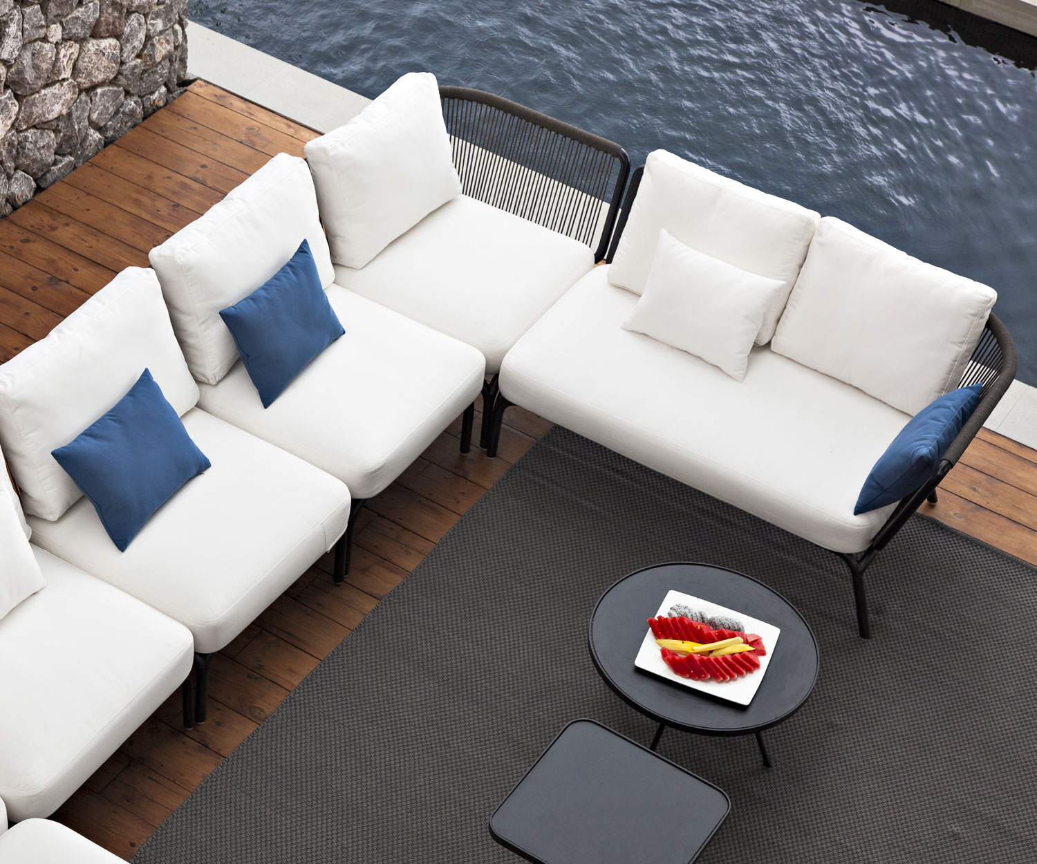 Alta qualità Oasiq Divano di design con panca angolare Yland con il divano a 2 posti Yland