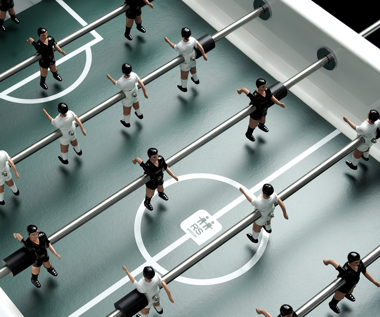 RS Barcelona Biliardino RS#2 dettaglio superficie di gioco pezzi da gioco RS Barcelona Biliardino RS#2 dettaglio superficie di gioco pezzi da gioco