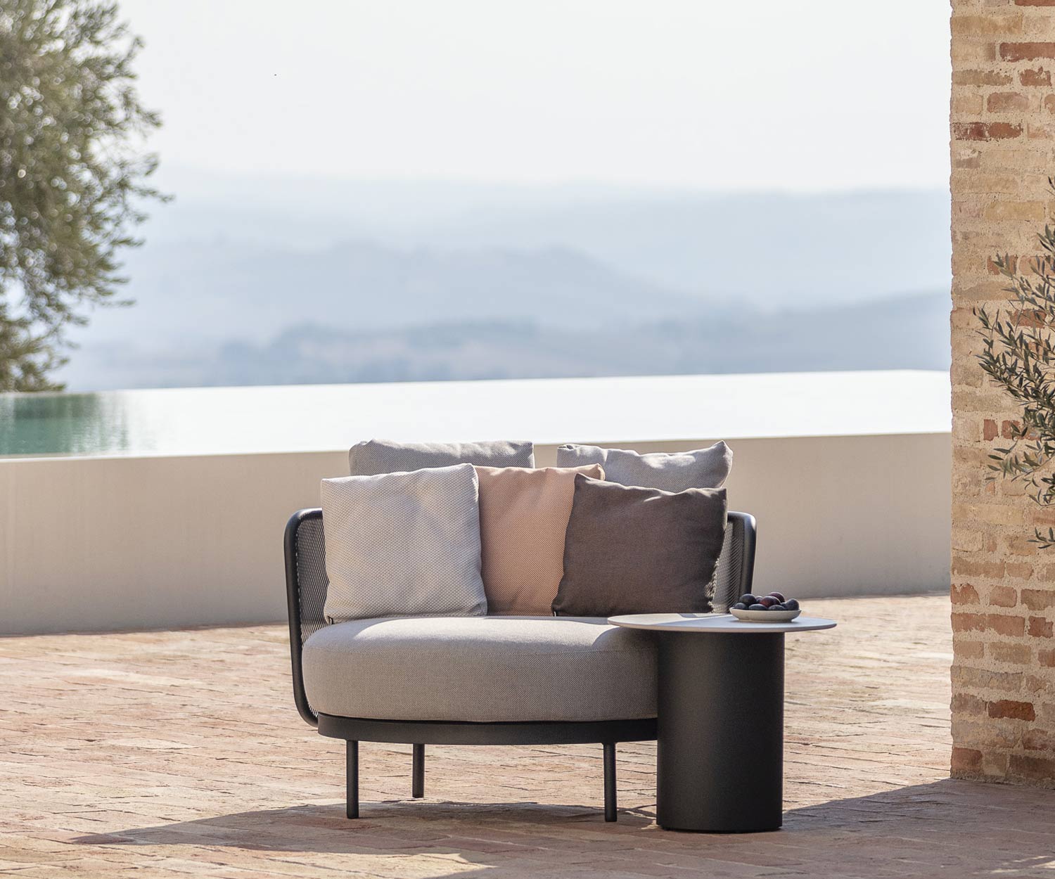 Todus Tavolo da giardino Branta e sedia per il tempo libero Baza Round Lounge Todus Tavolo da giardino Branta e sedia per il tempo libero Baza Round Lounge