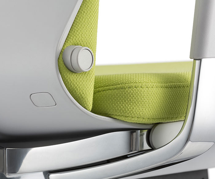 Sedia da ufficio moderna ICF Pyla design con rivestimento verde in dettaglio Sedia da ufficio moderna ICF Pyla design con rivestimento verde in dettaglio