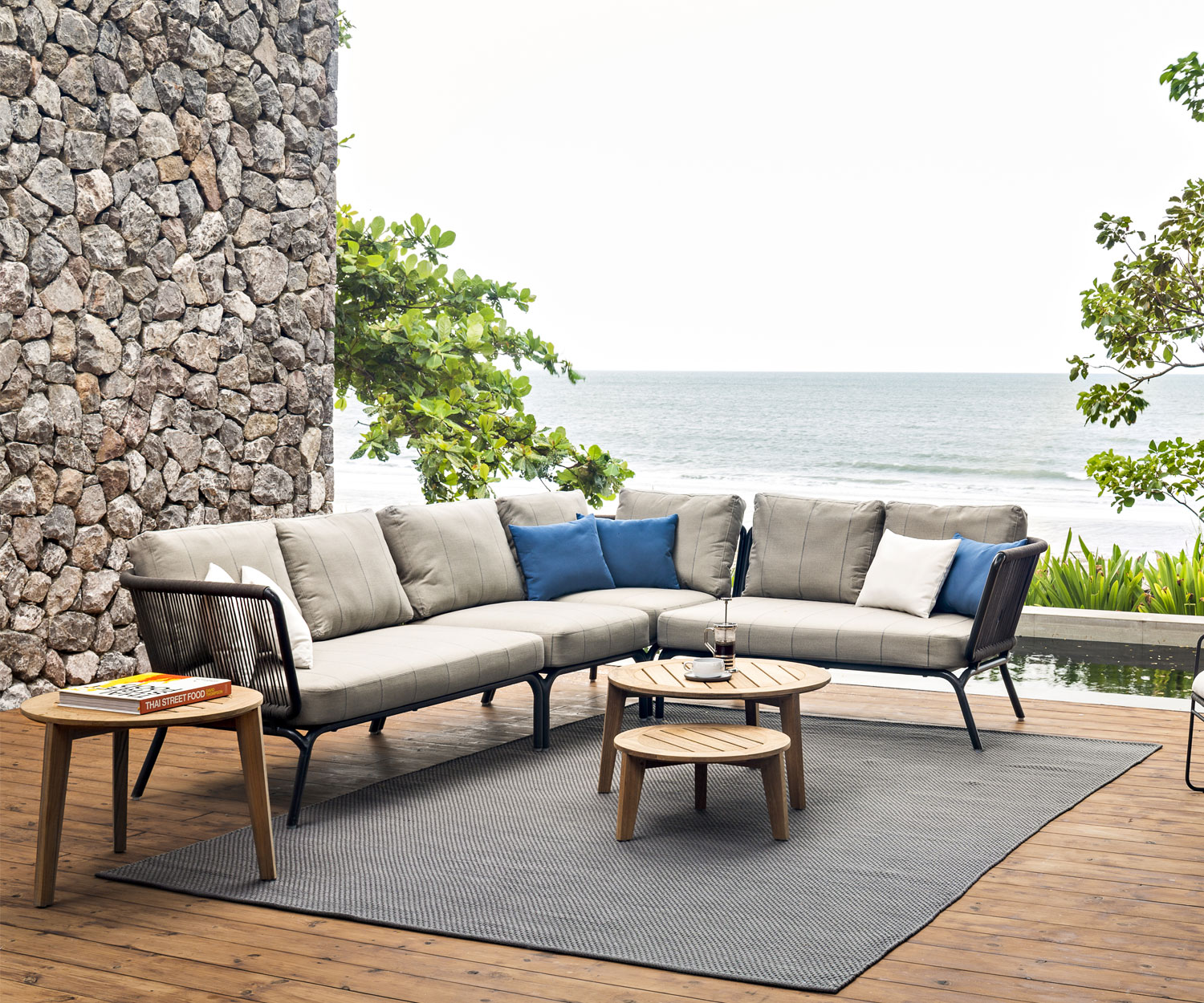 Alta qualità Oasiq Divano di design con panca angolare Yland con il divano a 2 posti Yland