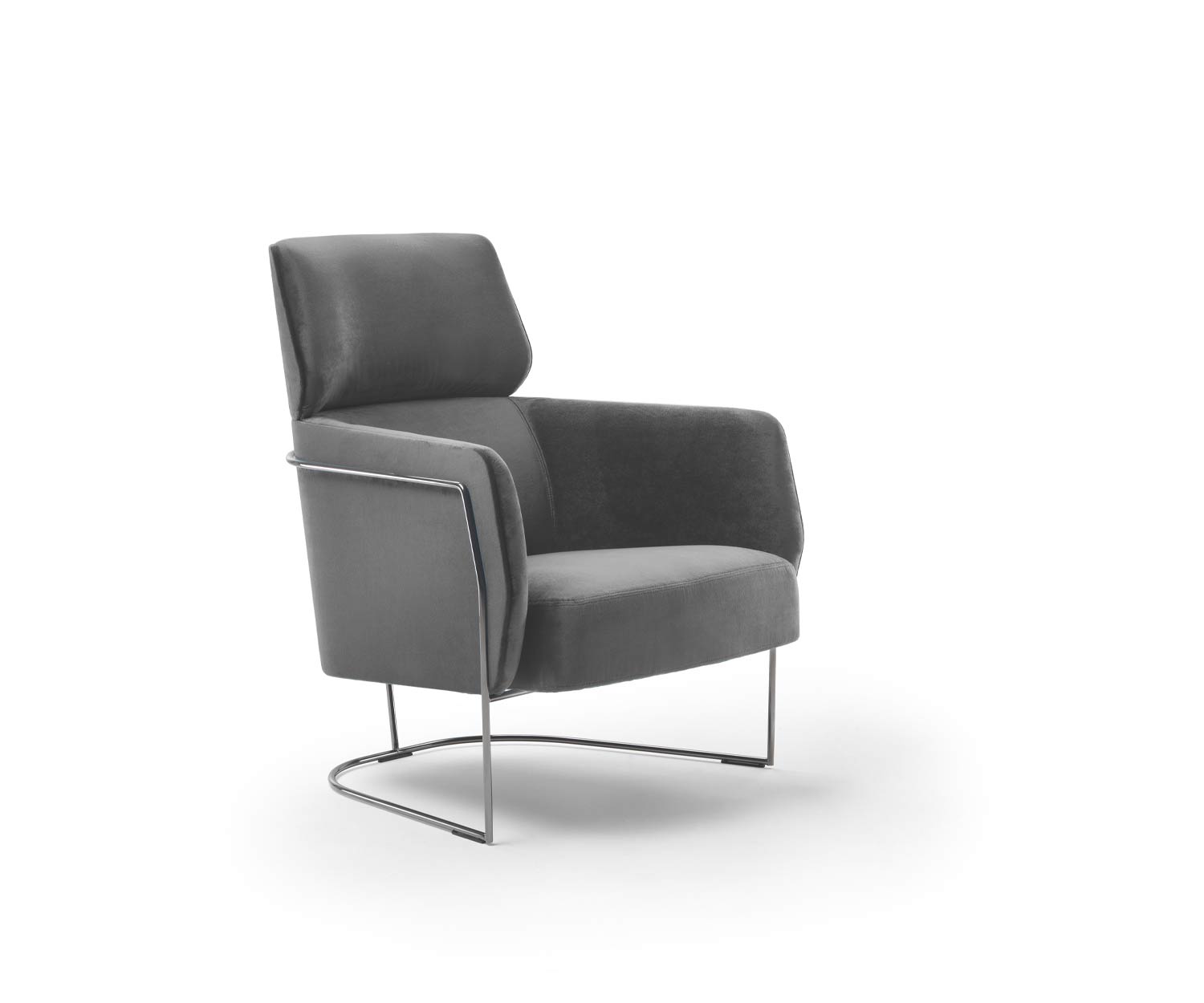 Confortevole poltrona da salotto Nest di Marelli Struttura stretta con base in metallo Confortevole poltrona da salotto Nest di Marelli Struttura stretta con base in metallo