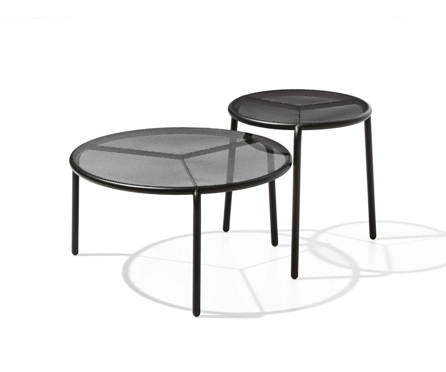 Tavolino Starling di Todus con piano in rete Tavolino Starling di Todus con piano in rete