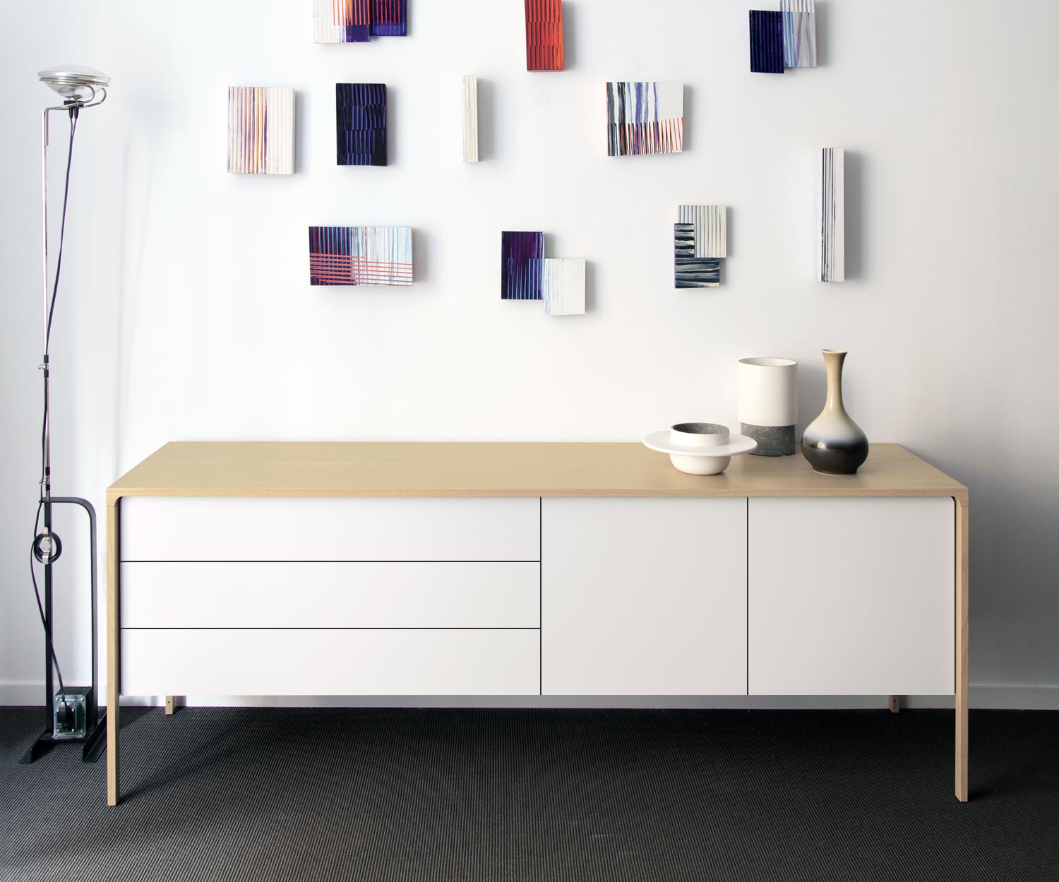 Punt Credenza di design Rovere tattile bianco Punt Credenza di design Rovere tattile bianco