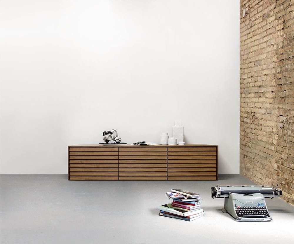 Punt Piano della credenza Sussex B177 noce super opaco Punt Piano della credenza Sussex B177 noce super opaco
