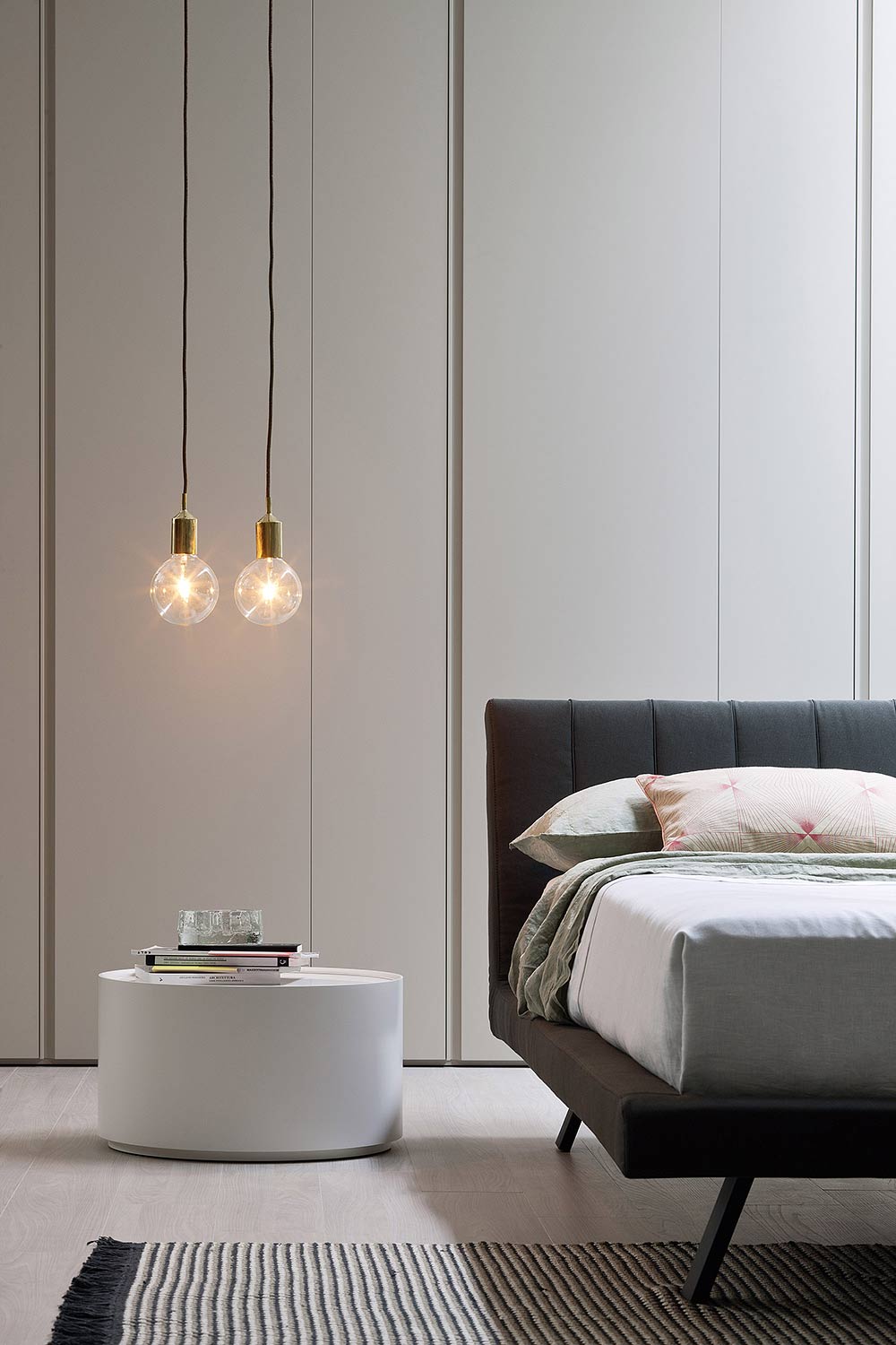 Comodino dal design rotondo