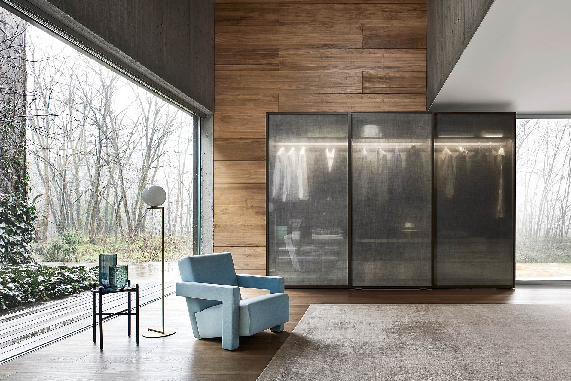 Armadio di design con ante scorrevoli in vetro Armadio di design con ante scorrevoli in vetro