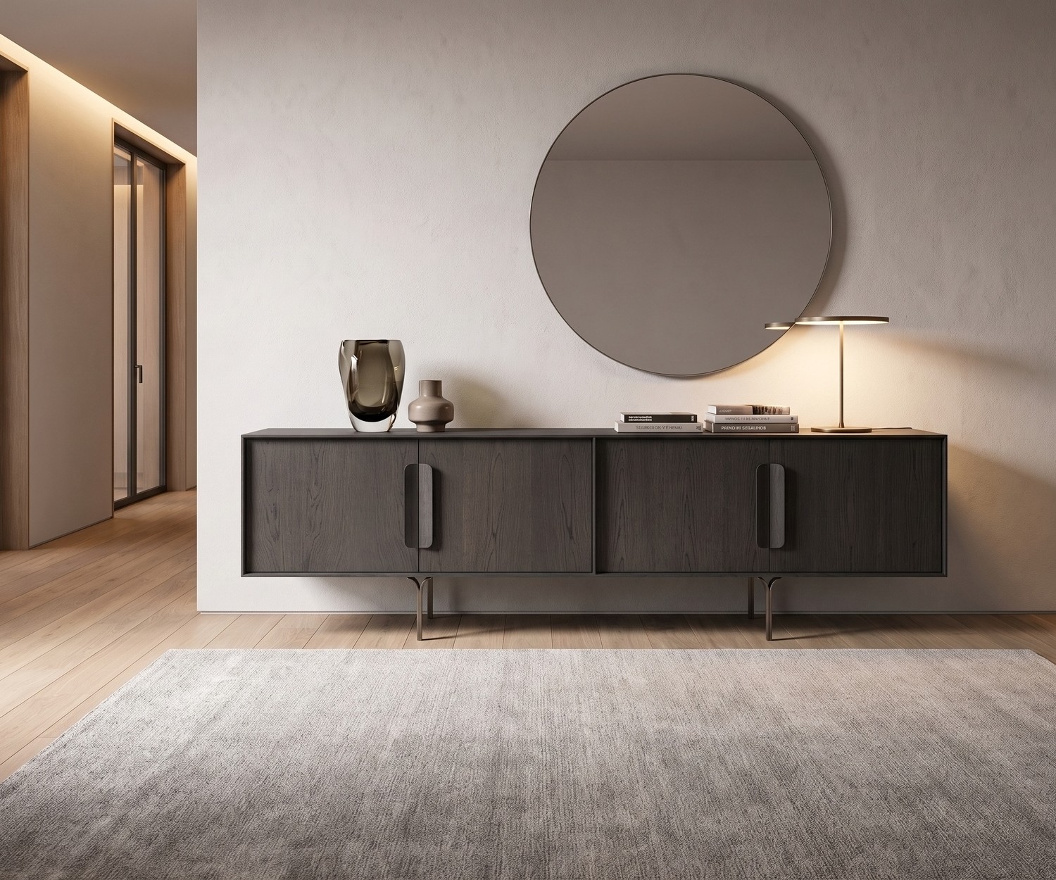 Credenza di design al2 Mobius 003 in rovere scuro Credenza di design al2 Mobius 003 in rovere carbone scuro in un soggiorno minimalista sotto un grande specchio rotondo.