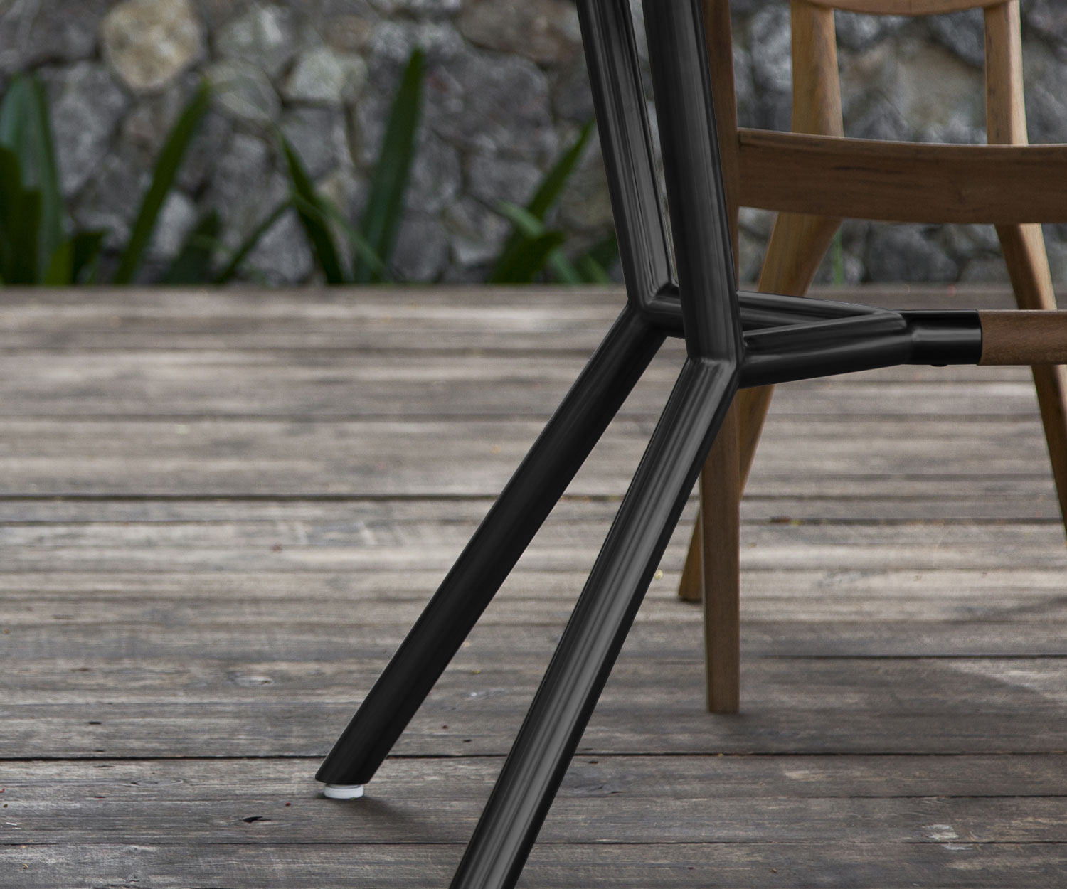 Esclusivo Oasiq Tavolo da giardino con sedie Reef Design, struttura in antracite Esclusivo Oasiq Tavolo da giardino con sedie Reef Design, struttura in antracite