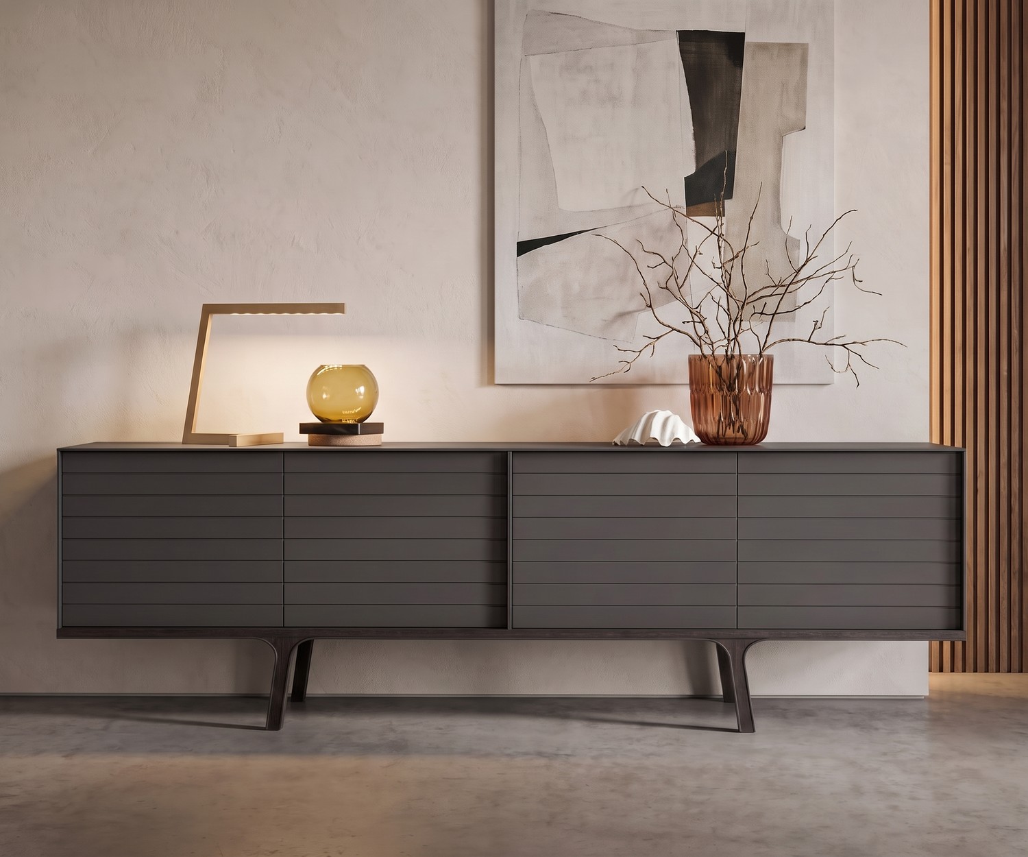 Credenza per soggiorno al2 Mobius 002 in grigio scuro opaco con piedi in legno, stile minimalista con quadro astratto.
