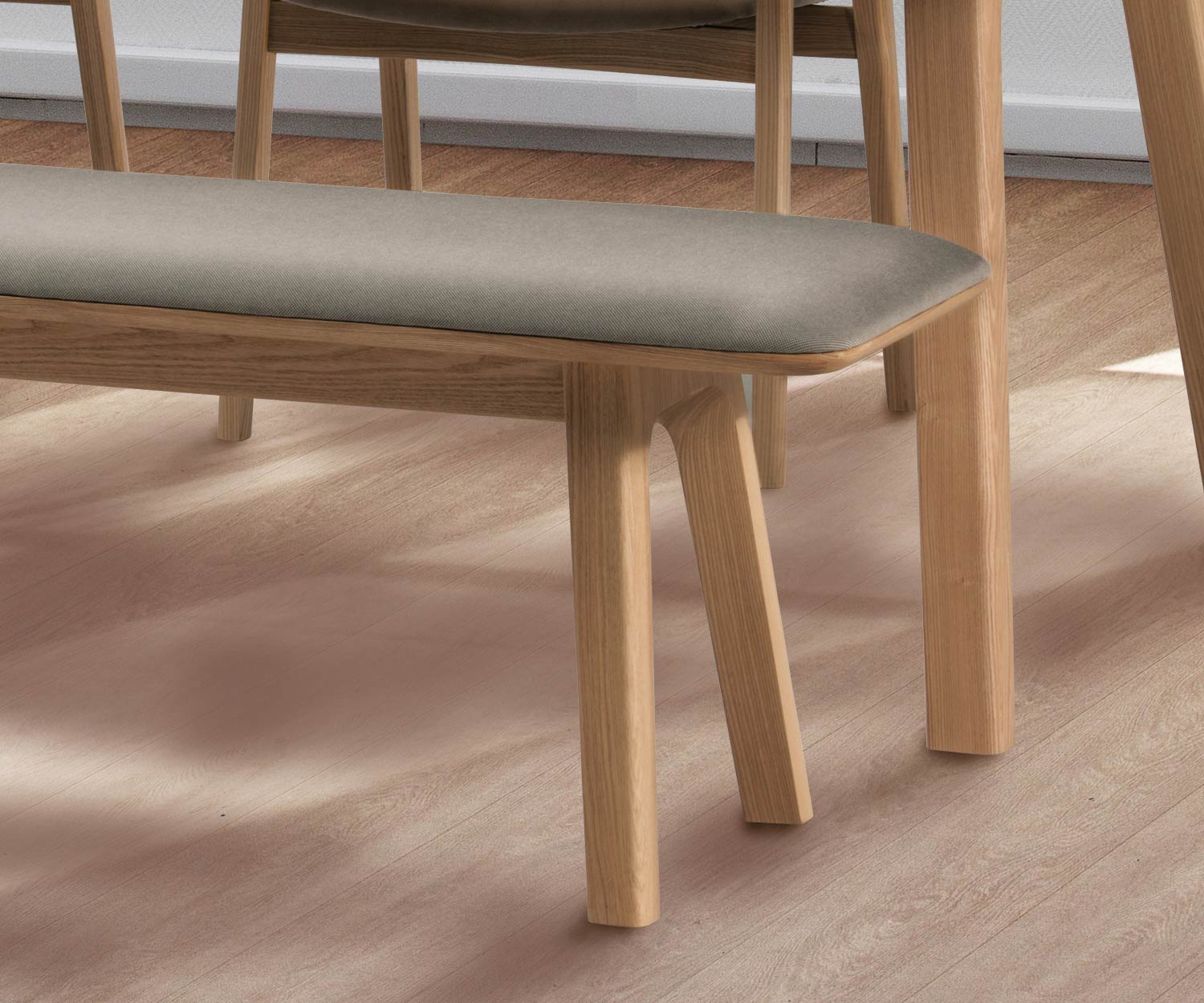 Conde House Panca in rovere massiccio Ten Design in dettaglio Gambe e imbottitura Conde House Panca in rovere massiccio Ten Design in dettaglio Gambe e imbottitura