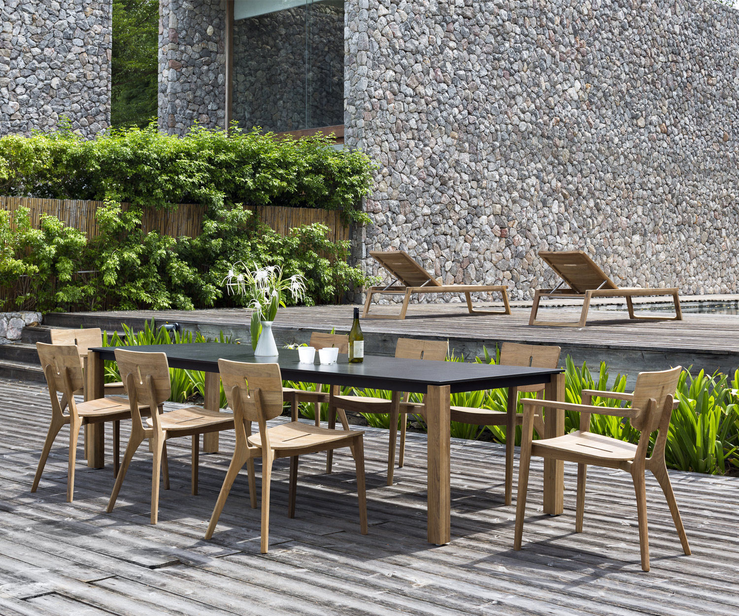 Alta qualità Oasiq Machar Design tavolo da giardino in teak