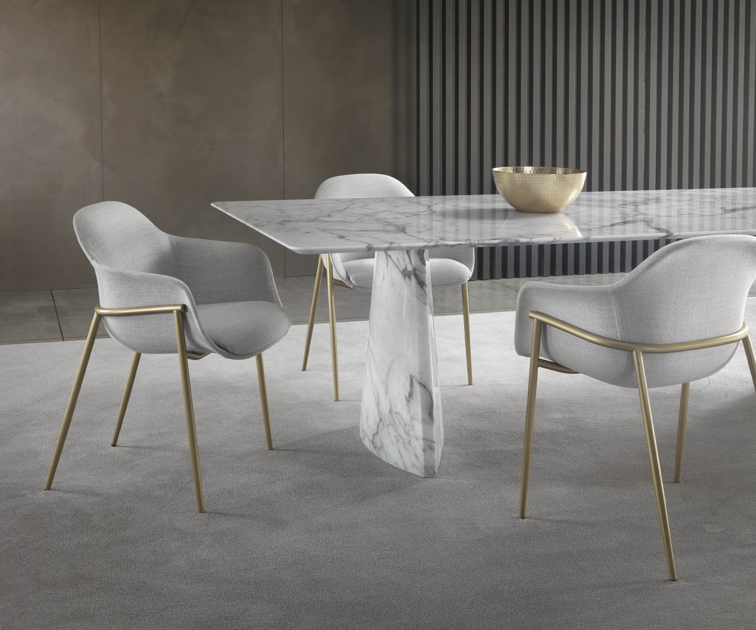 Tavolo da pranzo di design esclusivo con piano in marmo bianco 