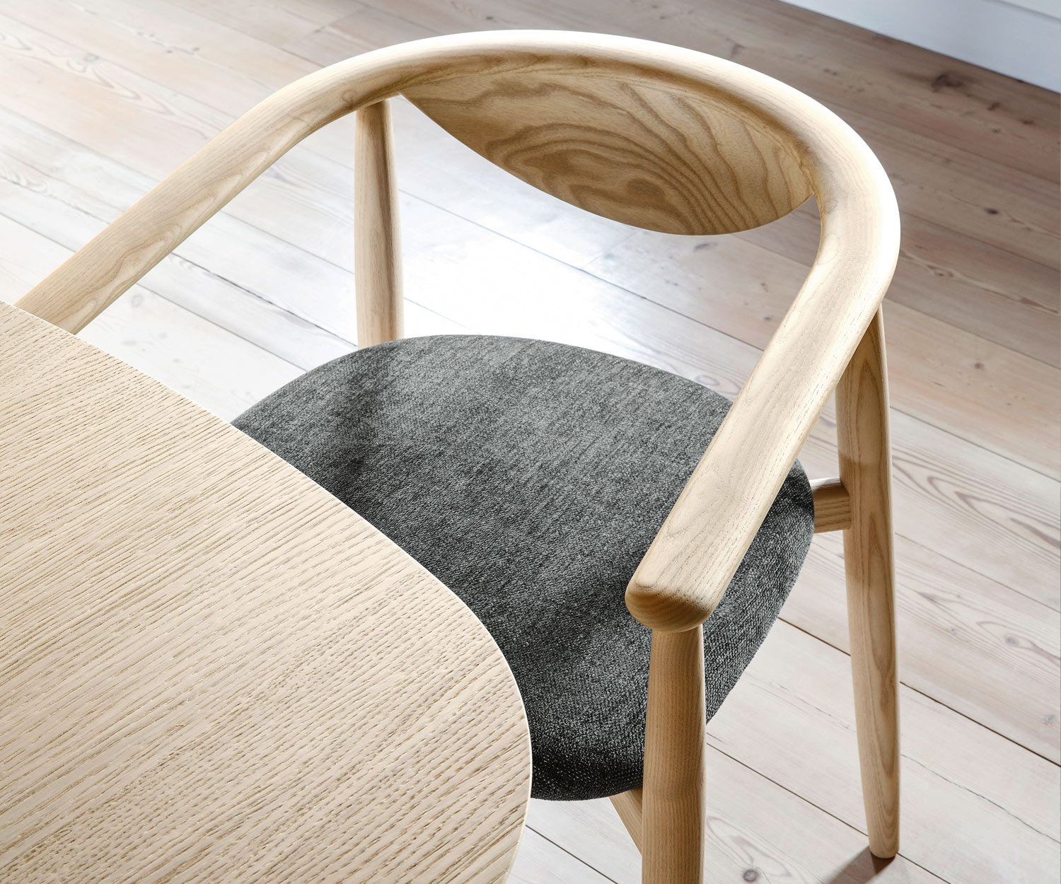 Novamobili Sedia Rose in rovere massiccio grigio imbottitura in grigio Novamobili Sedia Rose in rovere massiccio grigio imbottitura in grigio