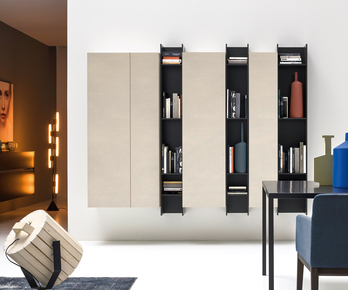 Novamobili Libreria a parete Butterfly verticale nera Novamobili Libreria a parete Butterfly verticale nera