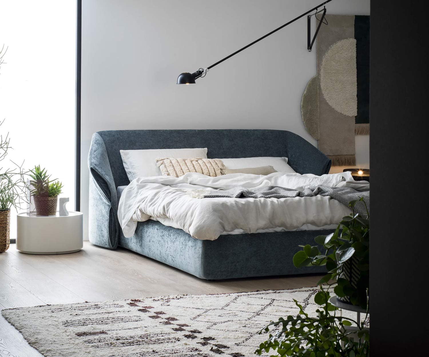 Letto Hide di alta qualità Novamobili con rete e in grigio Letto Hide di alta qualità Novamobili con rete e in grigio