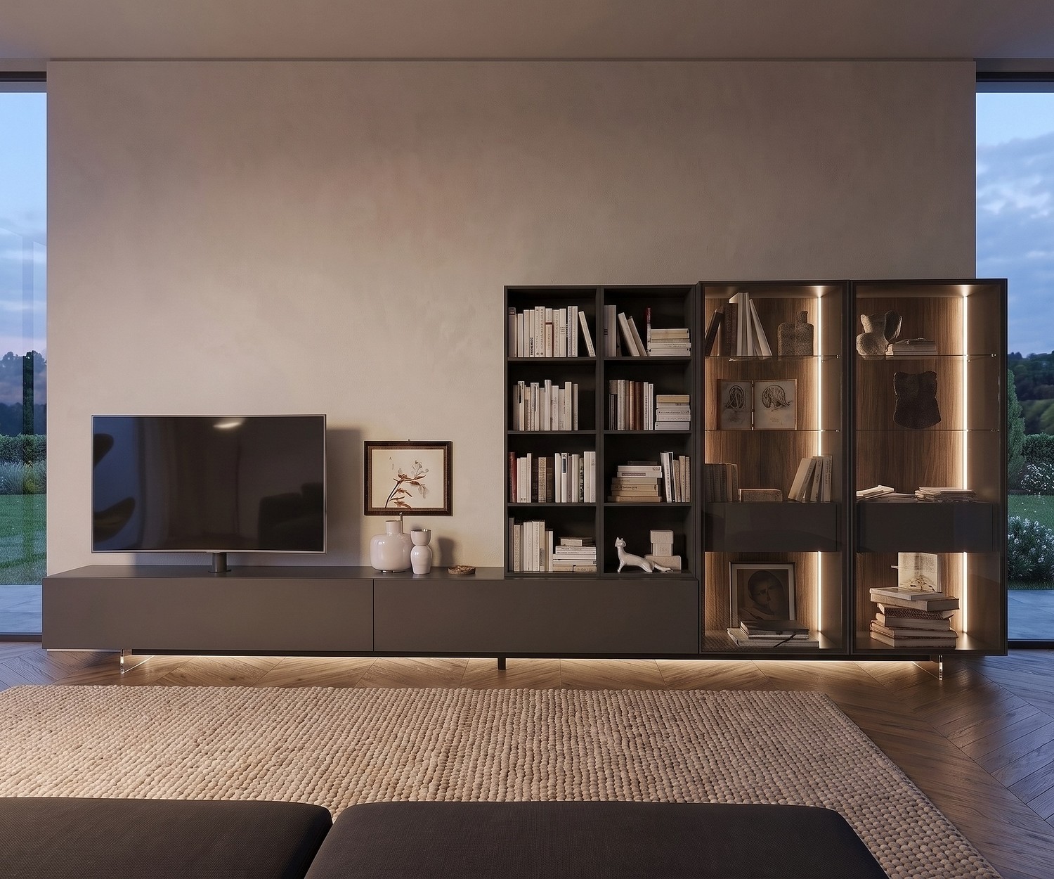 Zoccolo TV trasparente Livitalia per un effetto sospeso sotto un moderno mobile basso da soggiorno con luci LED.