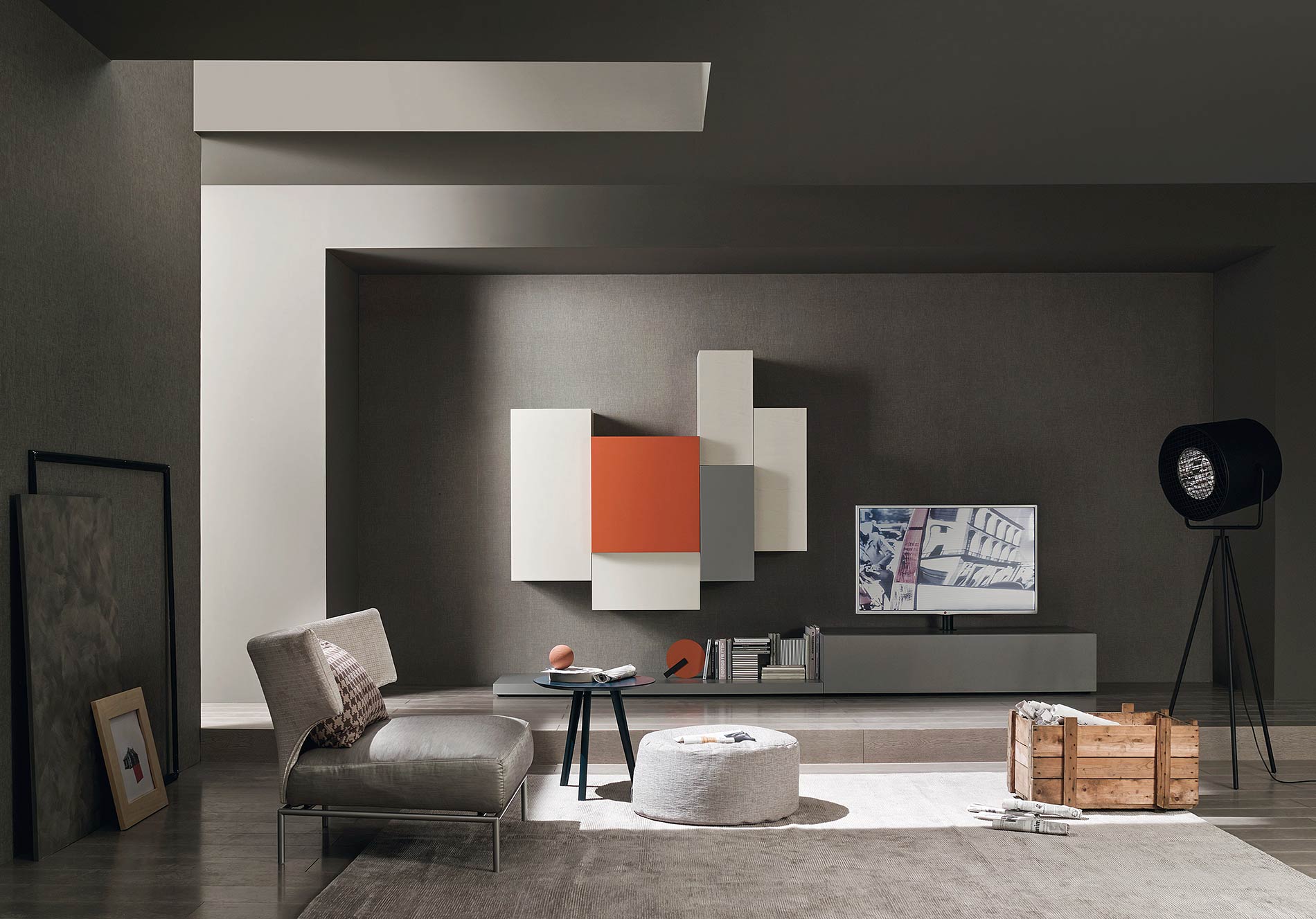 Moderno pensile con supporto per TV Moderno pensile con supporto per TV