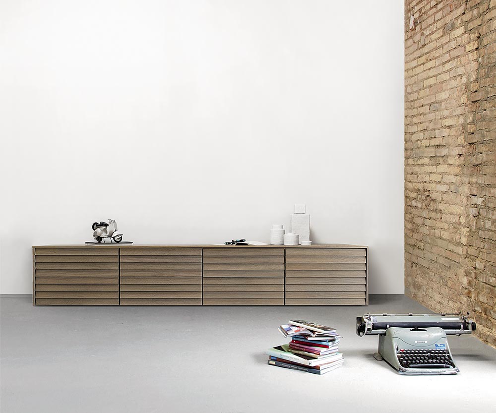 Punt Credenza Sussex a terra B235 rovere grigio terracotta Punt Credenza Sussex a terra B235 rovere grigio terracotta