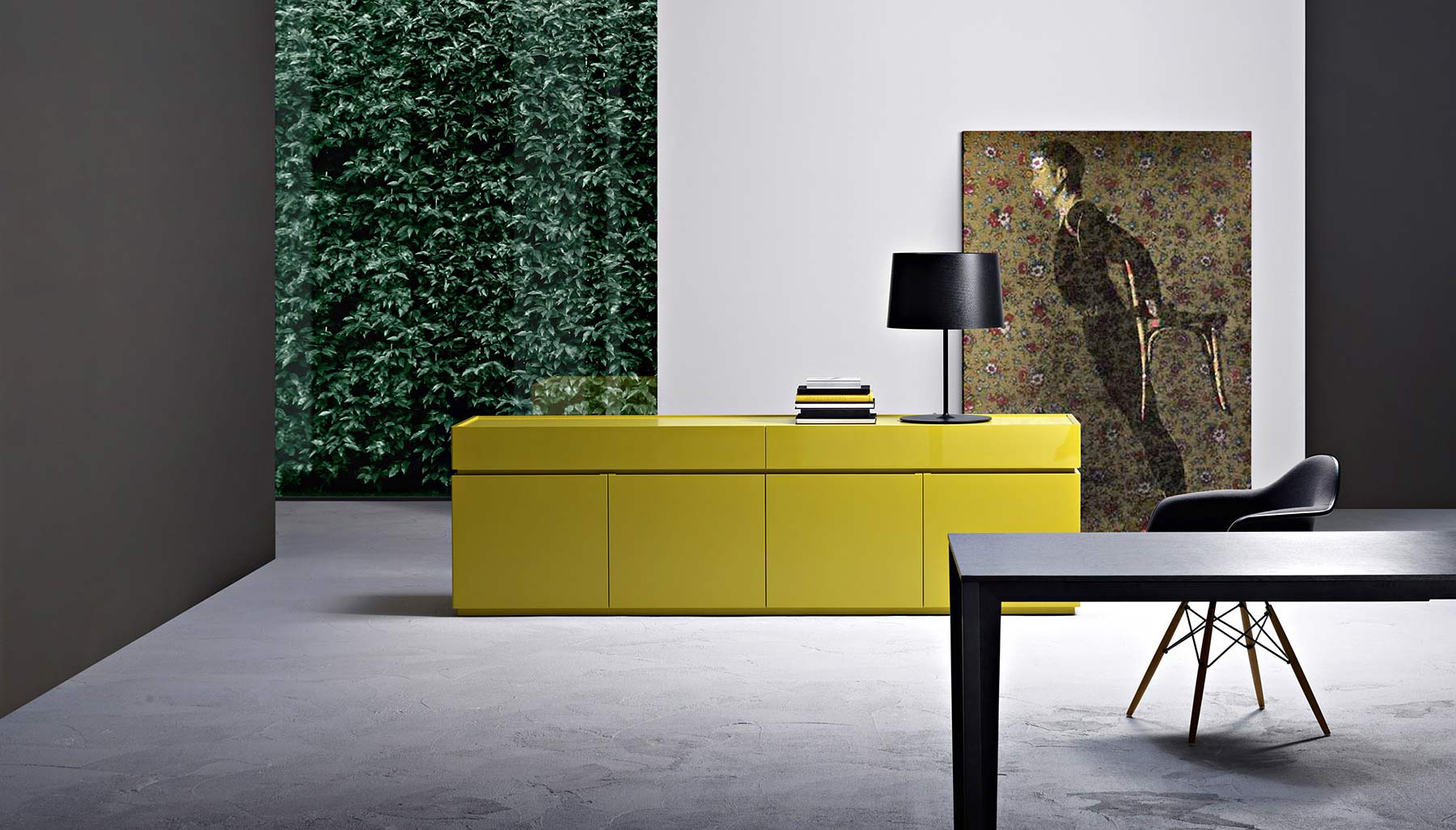 Ampia credenza per sala da pranzo laccata