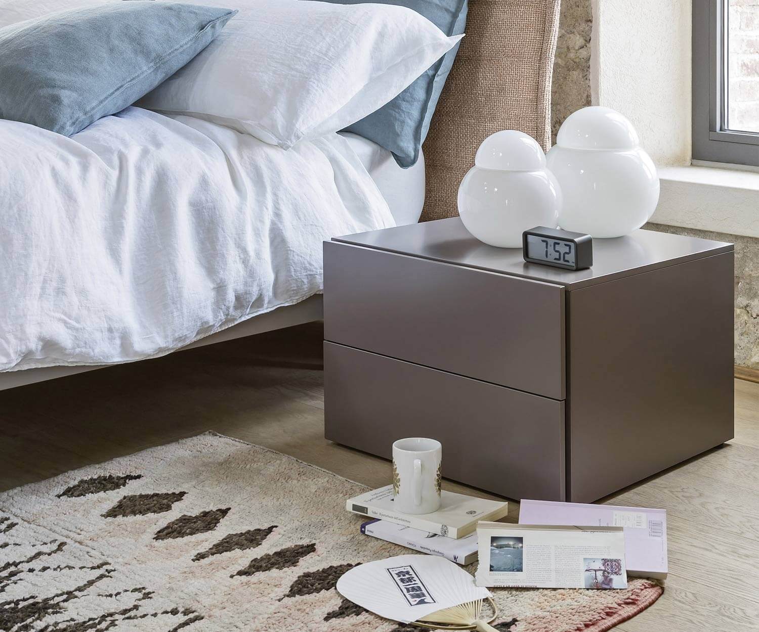 Moderno Novamobili Comodino di design Easy 2 Moderno Novamobili Comodino di design Easy 2
