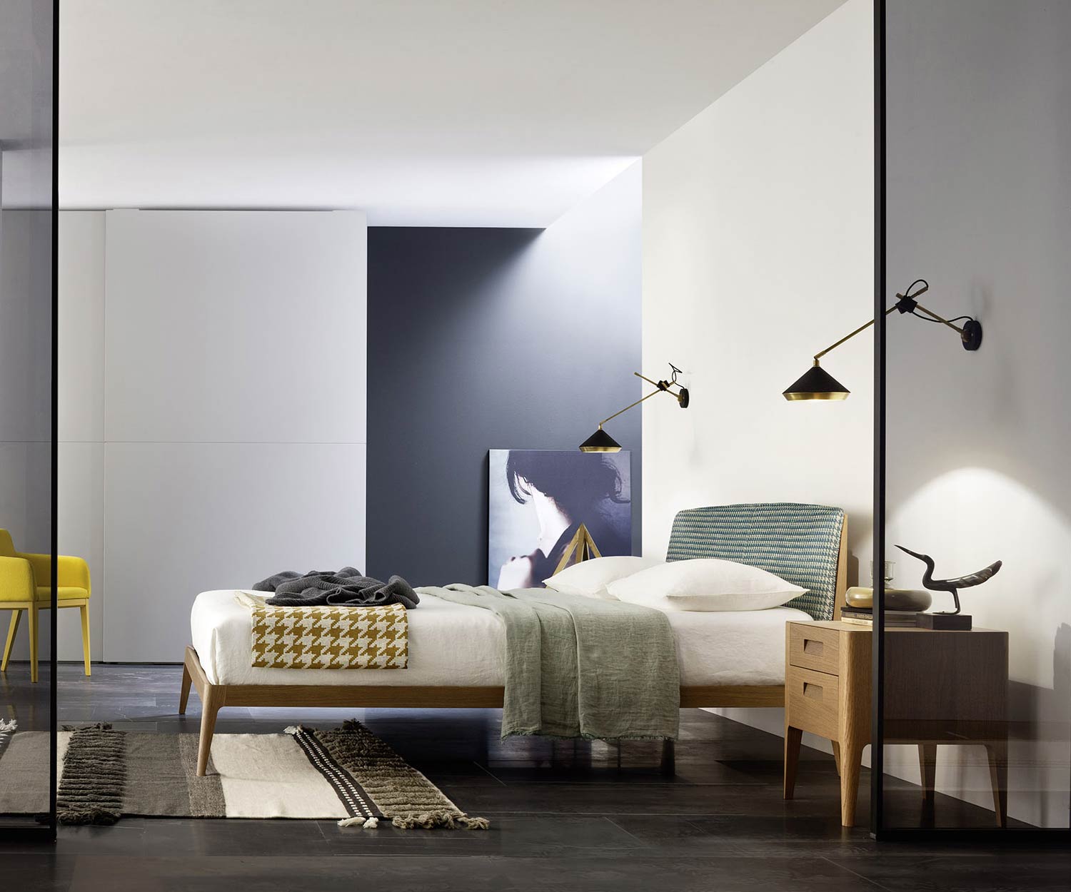 Alta qualità Novamobili Comodino di design Giotto con 2 cassetti in rovere Miele Alta qualità Novamobili Comodino di design Giotto con 2 cassetti in rovere Miele