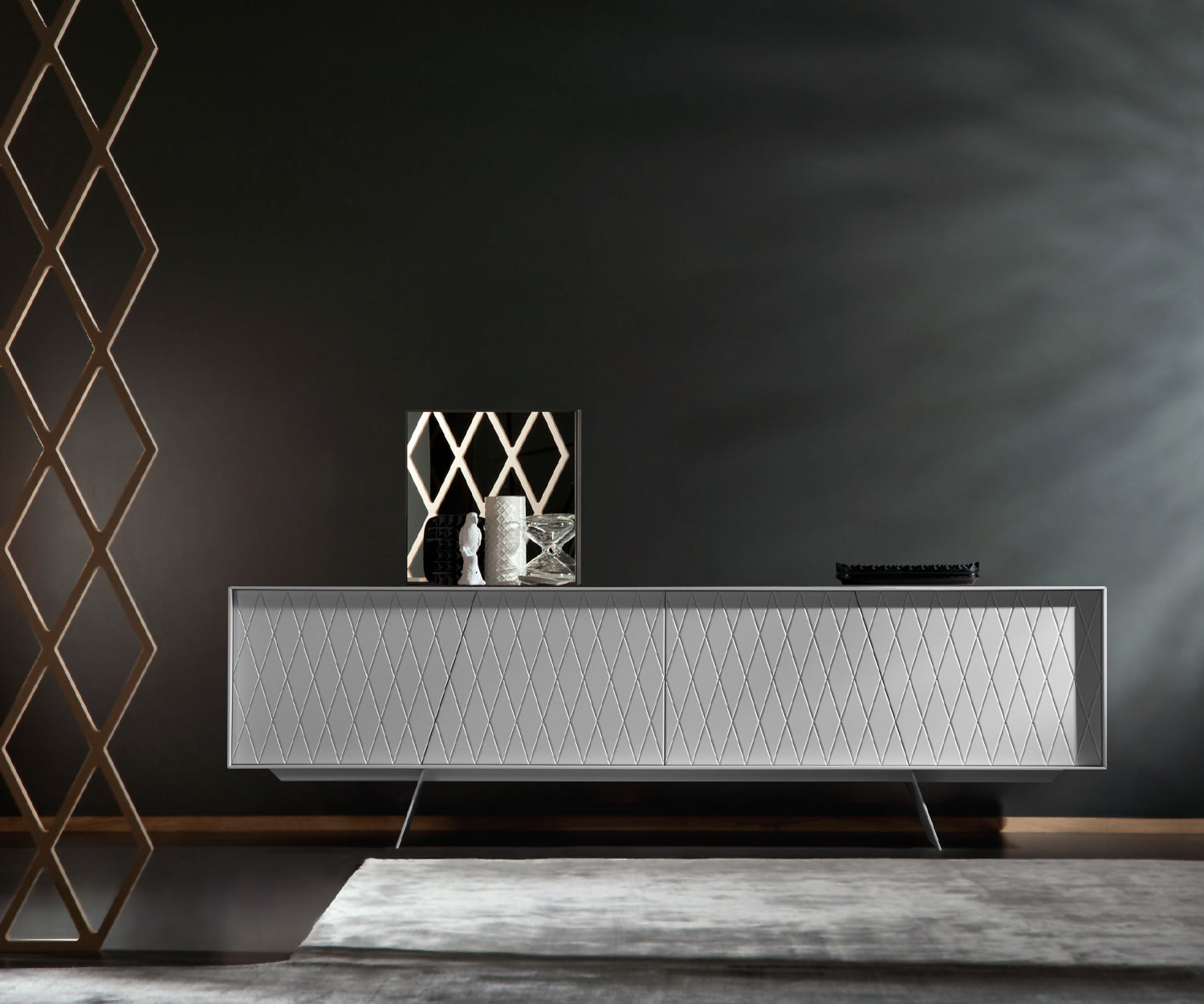 al2 e klipse 003 Credenza di design in bianco opaco con motivo a rombi al2 e klipse 003 Credenza di design in bianco opaco con motivo a rombi