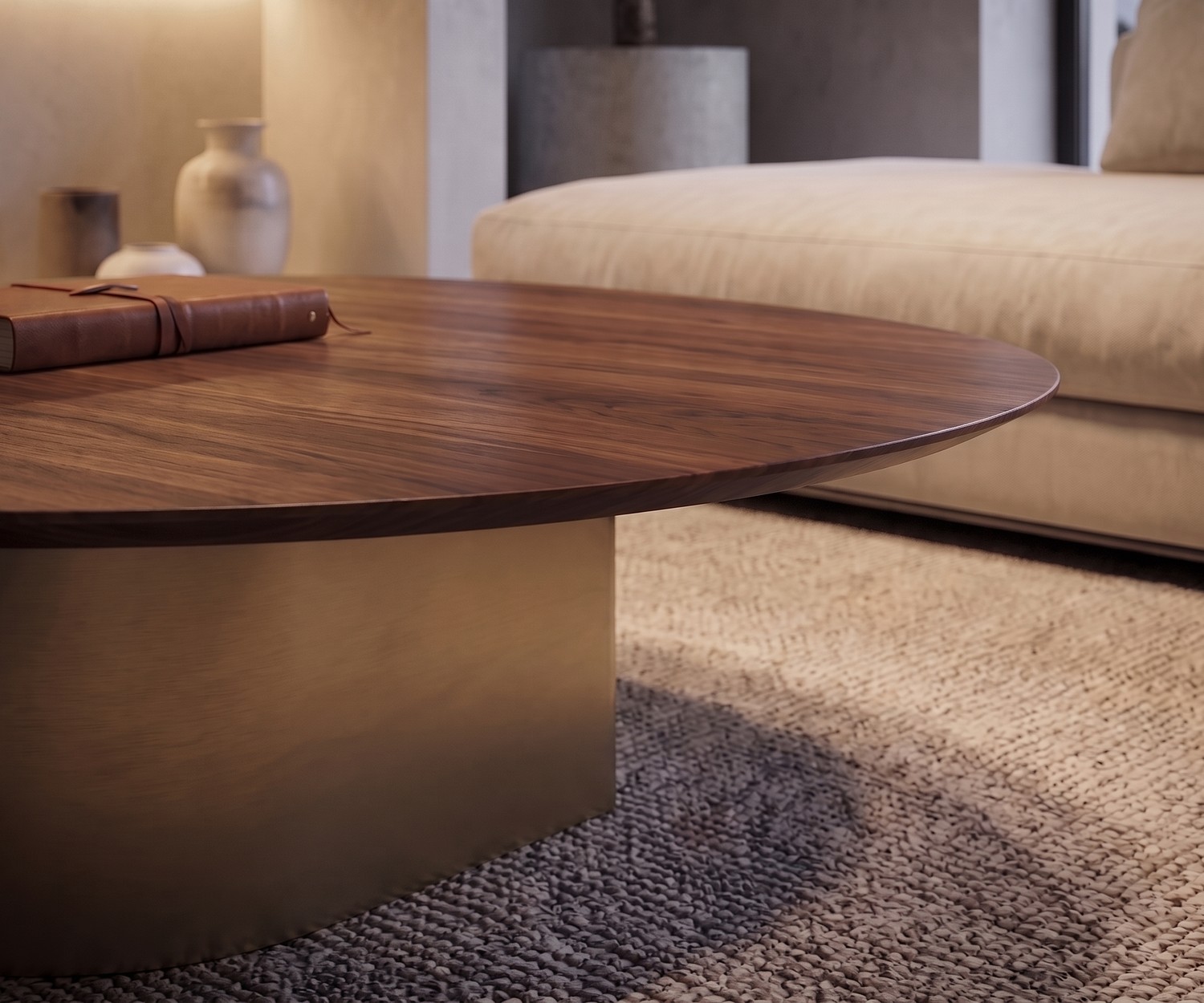 Tavolino da salotto al2 dakry 006 con piano in legno scuro e base dorata spazzolata in un ambiente moderno.