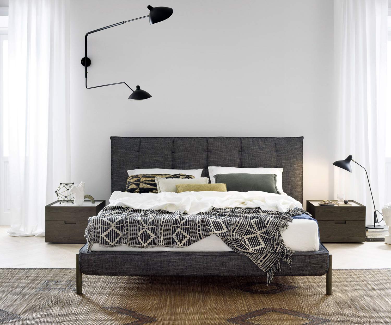 Esclusivo letto a doghe di Novamobili Design in camera da letto
