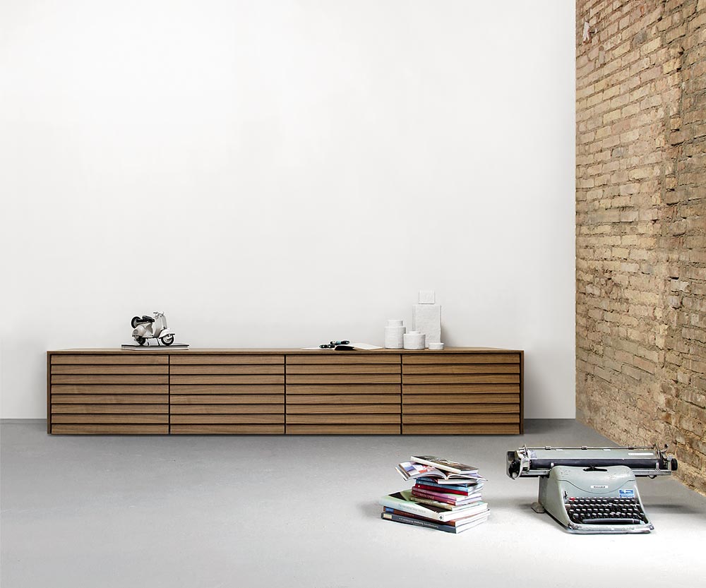 Punt Credenza Sussex piano B235 noce super opaco