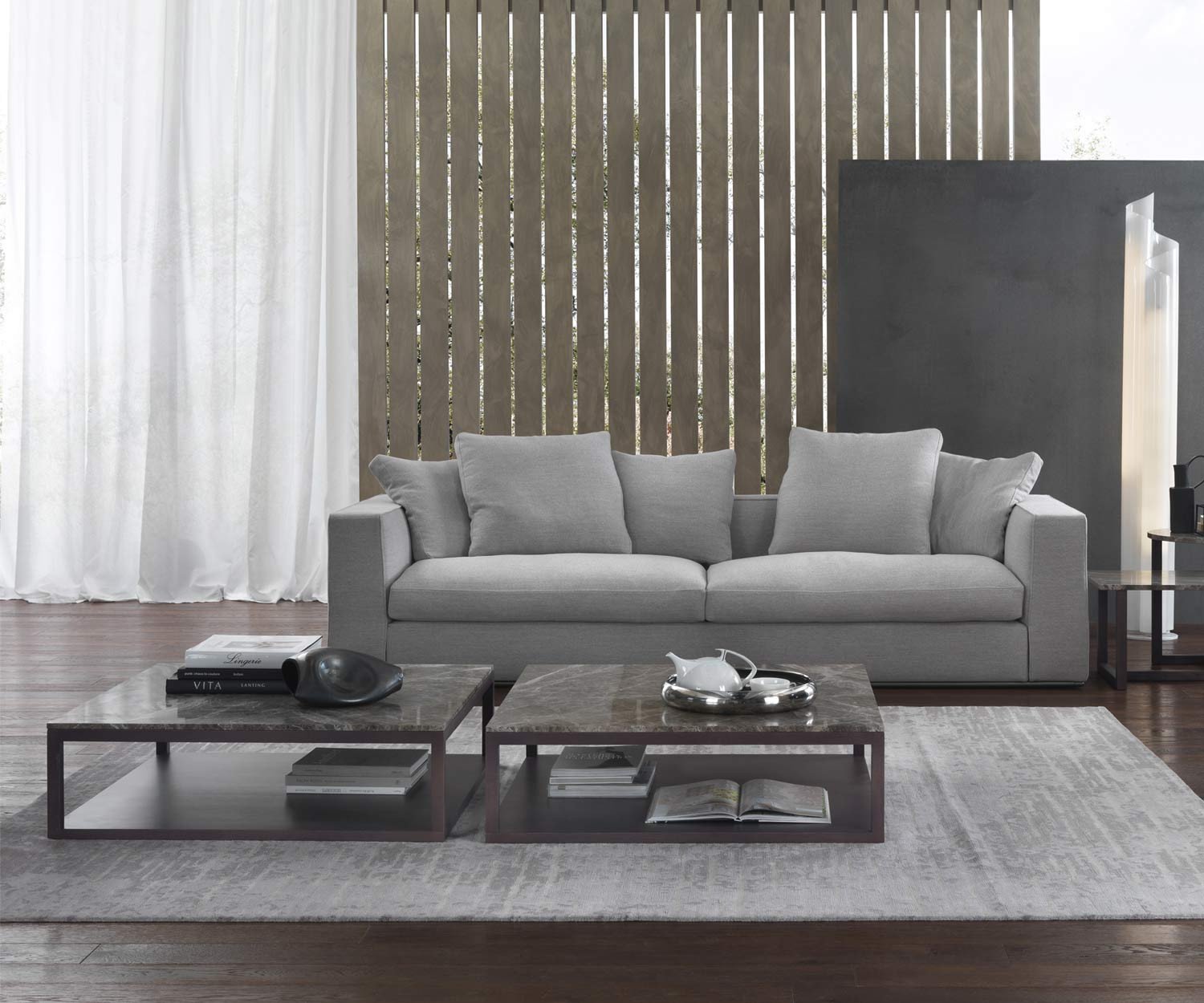 Esclusivo tavolino Giulio Marelli Design Stone B 95x95 Piano in marmo di Carrara Esclusivo tavolino Giulio Marelli Design Stone B 95x95 Piano in marmo di Carrara