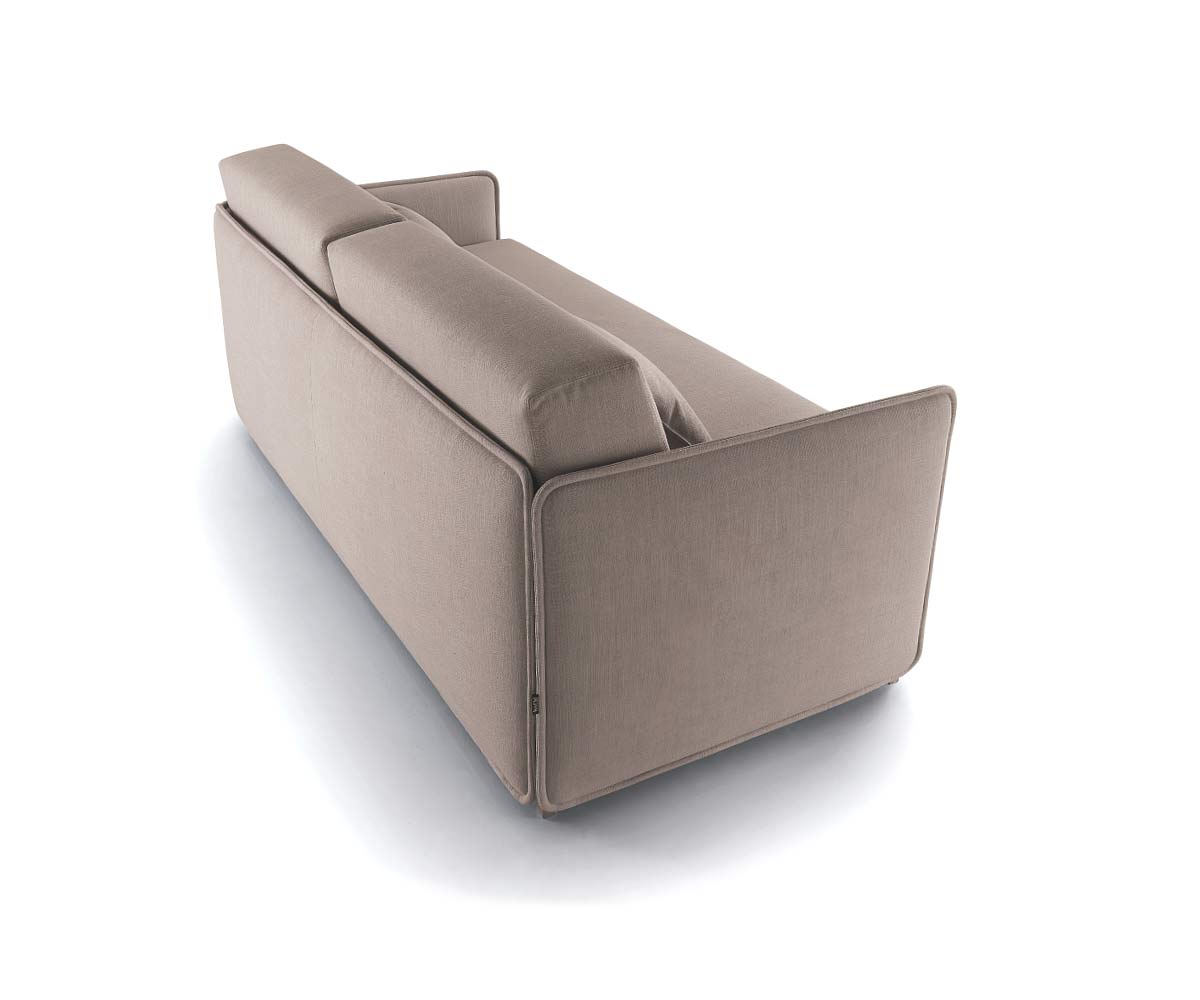 Pol74 Atelier Chic vista dal retro Pol74 Atelier Chic vista dal retro